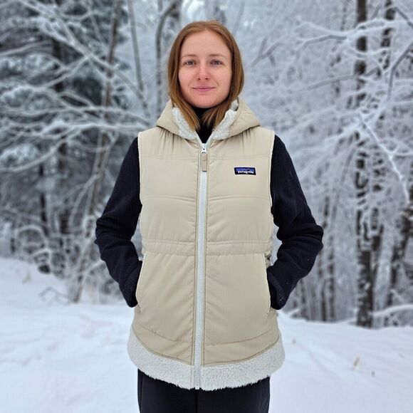 Patagonia Jackets & Blazers - Patagonia Women's Vest Los Gatos Ivory Beige Tan Reversible Hooded Sherpa Size S
